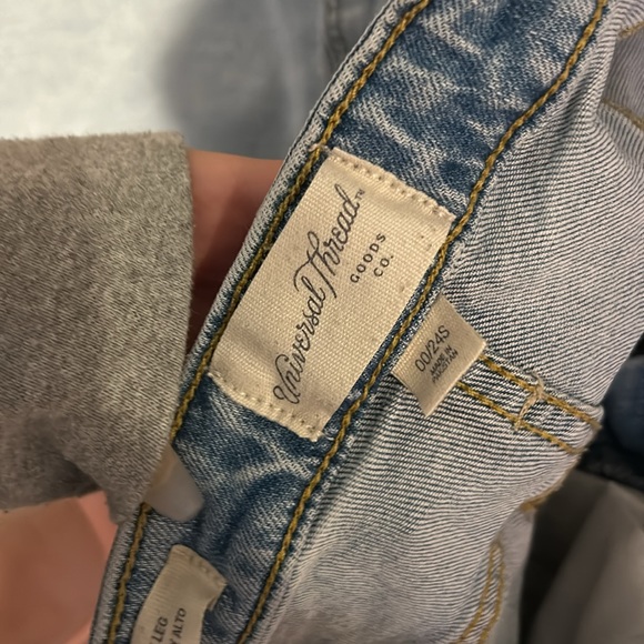 high quality, aesthetic jeans. light blue. small - Picture 3 of 3